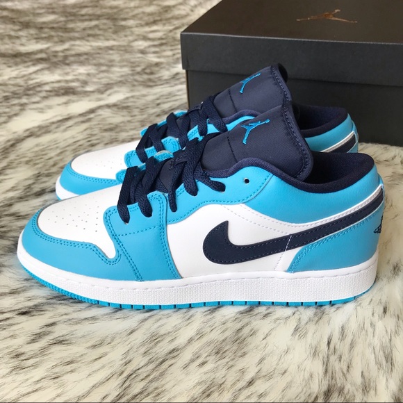 Air Jordan 1 Low UNC White Powder Blue Obsidian - Picture 5 of 9